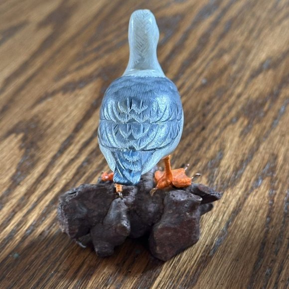 Vintage Enesco Unsigned Duck, Goose, Seagull On Wood Log Bird Figurines FLAWS - Picture 6 of 16